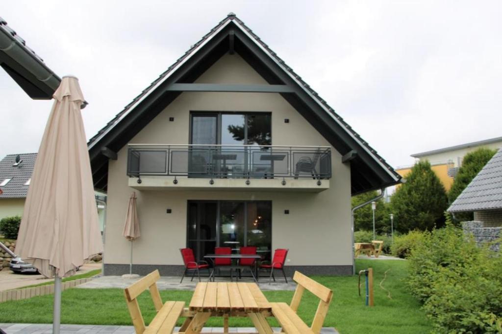 U16 Og - Komfortable Ferienwohnung Mit Kamin, Wlan Und Seeblick Marienfelde Buitenkant foto